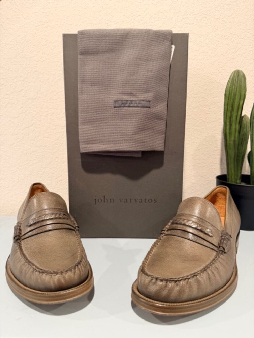John Varvatos Hawthorne Chain Loafer Men’s 8.5 Brown Italian Leather Slip On Sho
